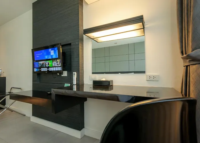 The Park Hotel 3*